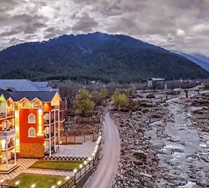 The Pahalgam Shore